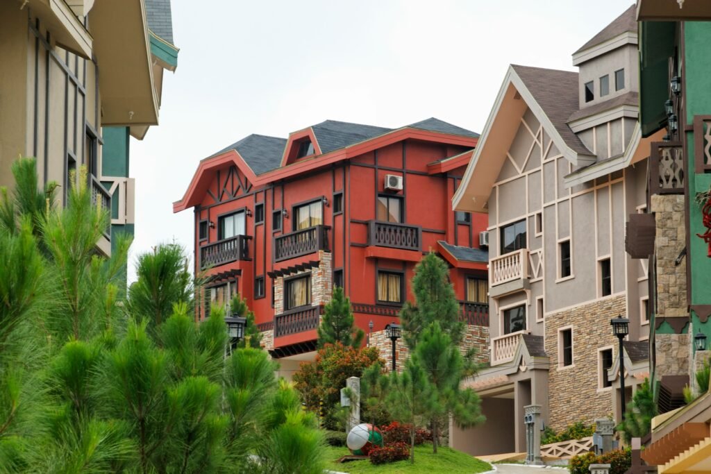 single-family home vs condo investment